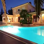 Détente Dans Avec Piscine Privée, Nature, Golf Et à Proximité *