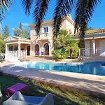 Сasa de vacaciones Détente Dans Avec Piscine Privée, Nature, Golf Et à Proximité *