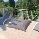 Détente Dans Avec Piscine Privée, Nature, Golf Et à Proximité Saint-Raphaël