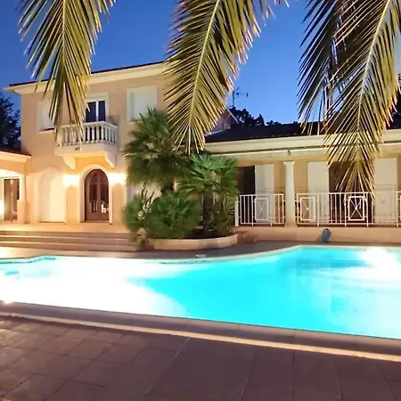 Дом отдыха Sejour Detente Dans Avec Piscine Privee, Nature, Golf Et A Proximite