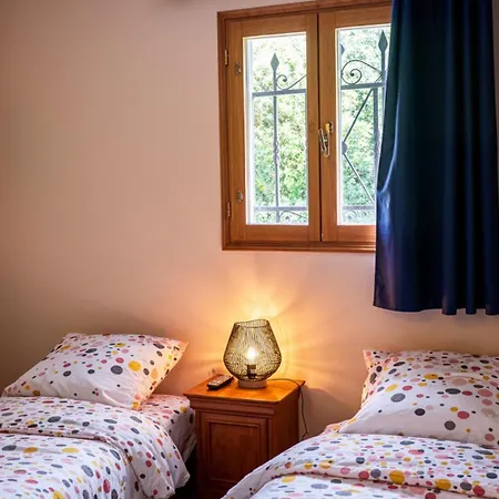 Sejour Detente Dans Avec Piscine Privee, Nature, Golf Et A Proximite Vakantiehuis