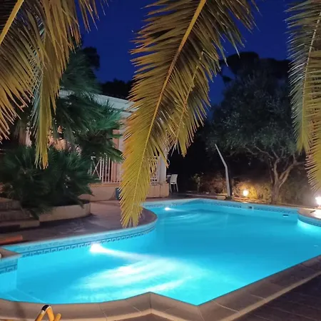 Sejour Detente Dans Avec Piscine Privee, Nature, Golf Et A Proximite