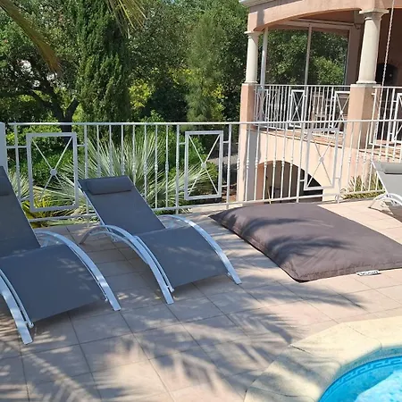 Vakantiehuis Sejour Detente Dans Avec Piscine Privee, Nature, Golf Et A Proximite