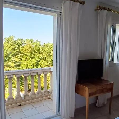 Prázdninový dům Sejour Detente Dans Avec Piscine Privee, Nature, Golf Et A Proximite Saint-Raphaël