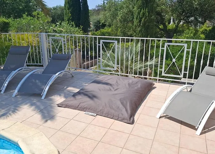 Sejour Detente Dans Avec Piscine Privee, Nature, Golf Et A Proximite Saint-Raphaël